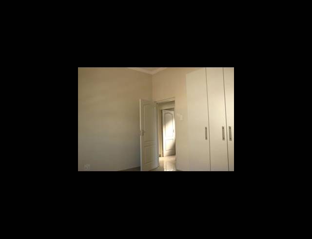 2 bed property to rent in WOODSTOCK